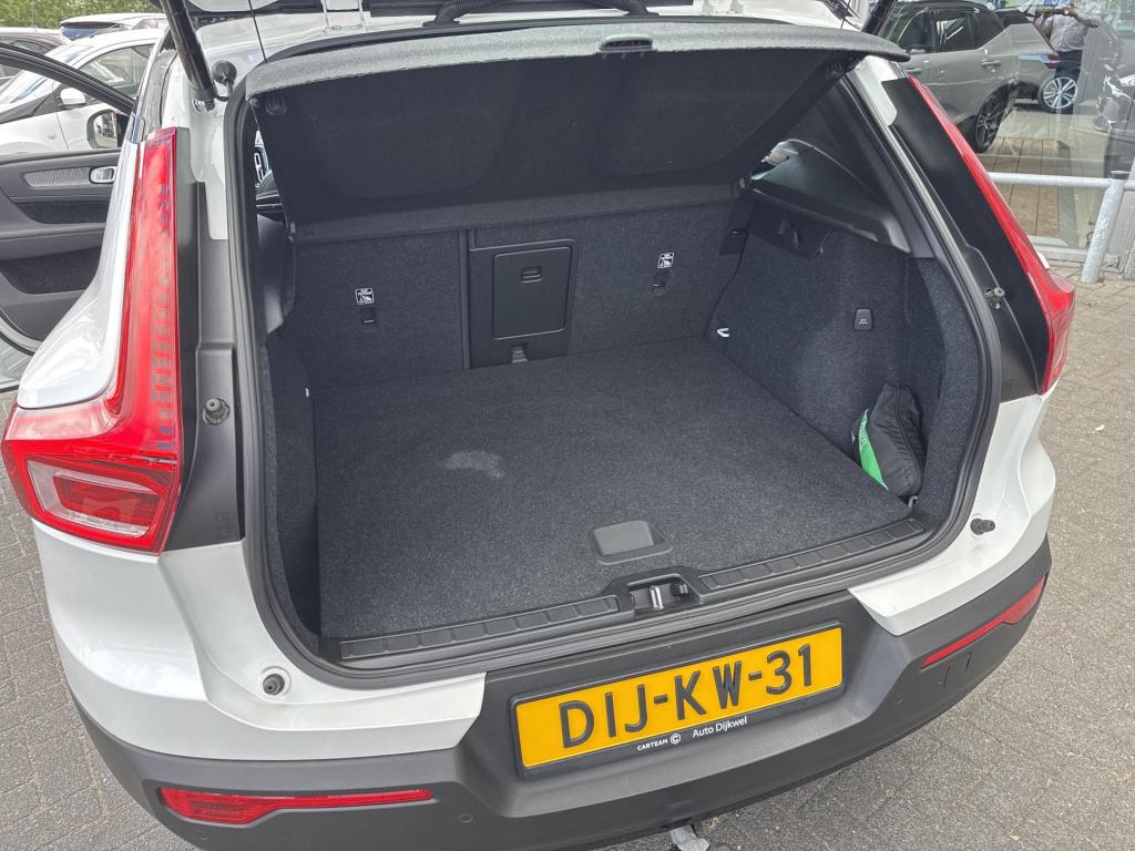 Volvo XC40 1.5 t5 recharge r-design |panodak | trekhaak | harman kardon