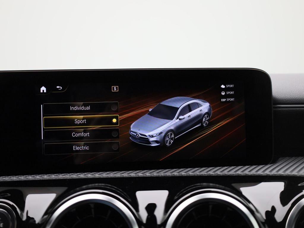 Mercedes-Benz A-Klasse 250 e business line | phev | automaat | navigatie |