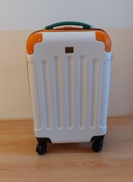 2 Postcodeloterij koffers