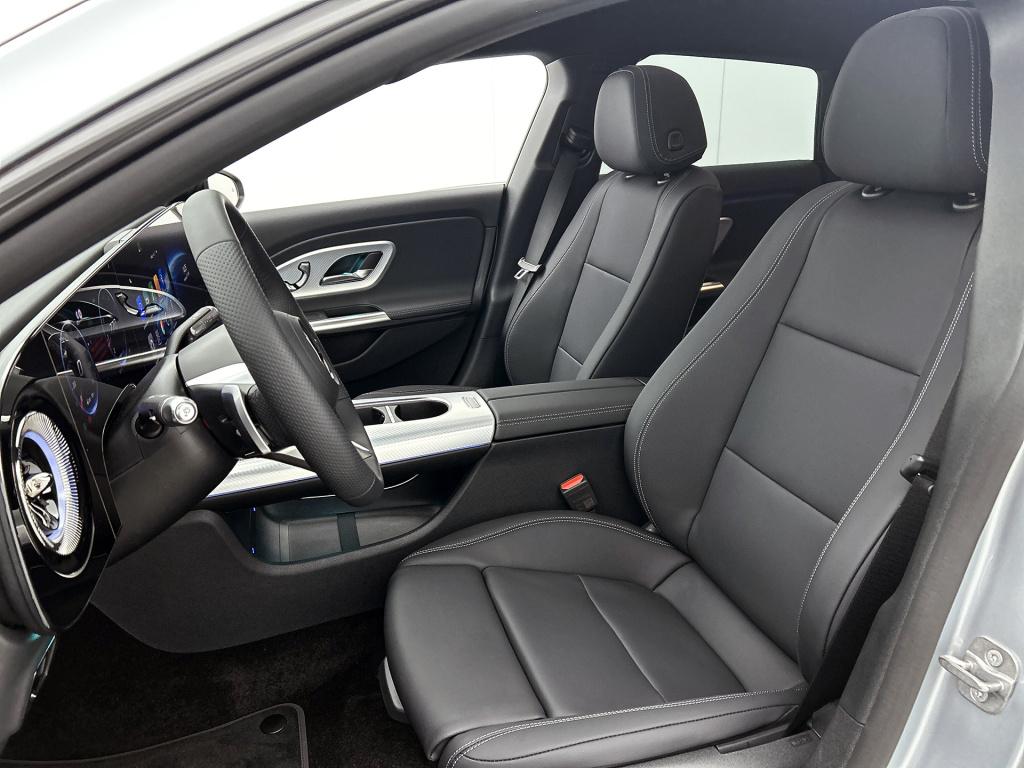 Mercedes-Benz Cla shooting brake 200 business solution amg | premium pakket
