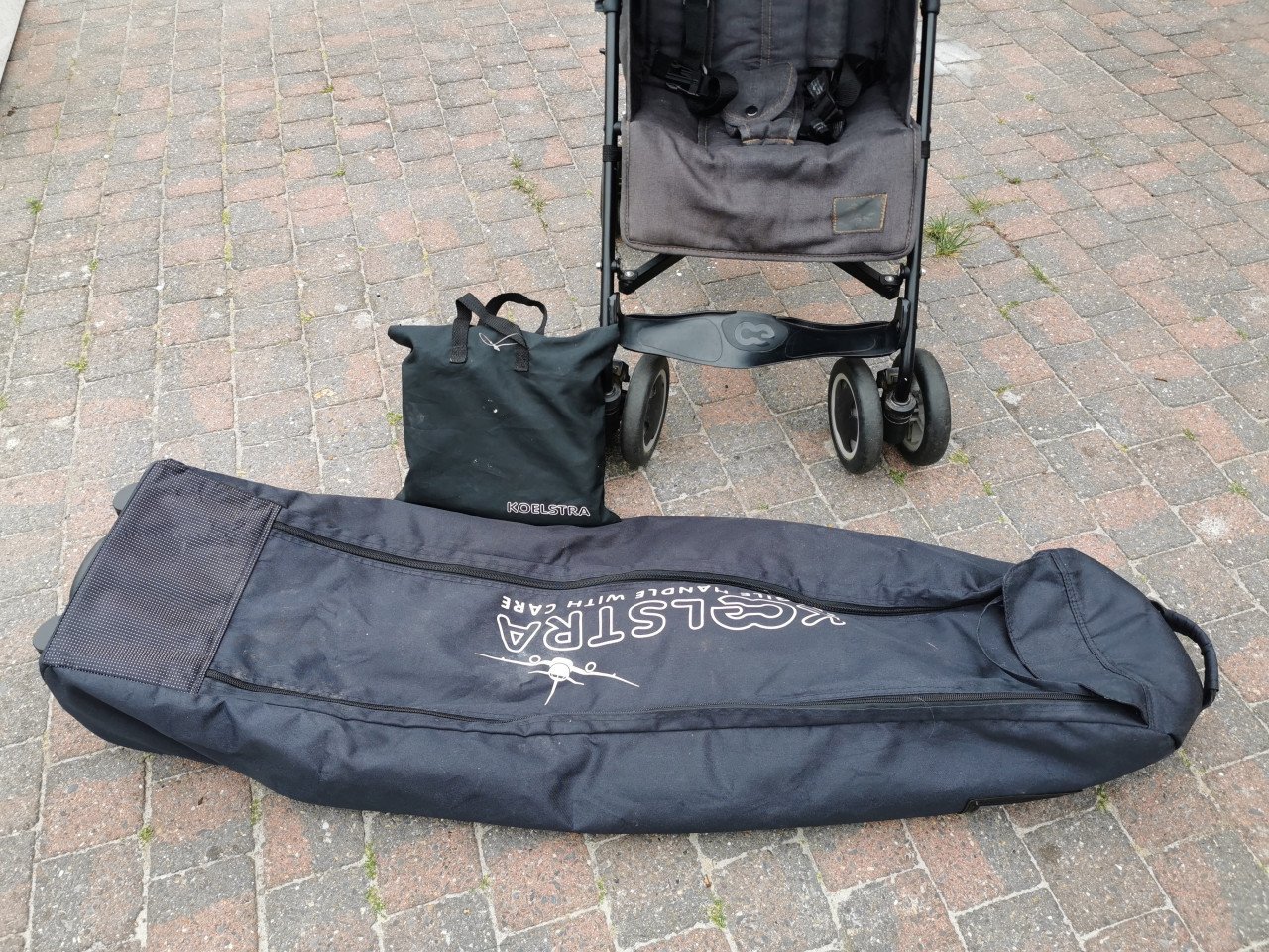 Buggy Koelstra zwart