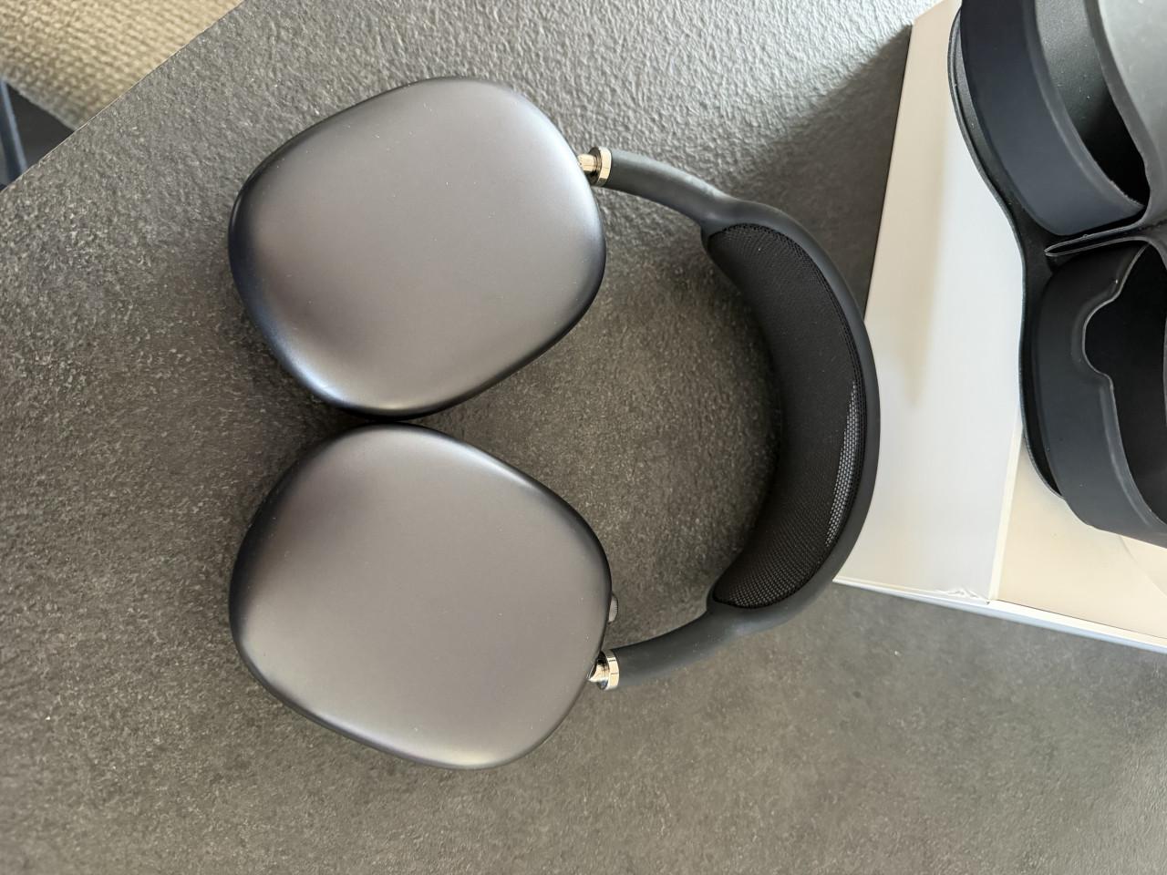 Apple Airpods max space grijs