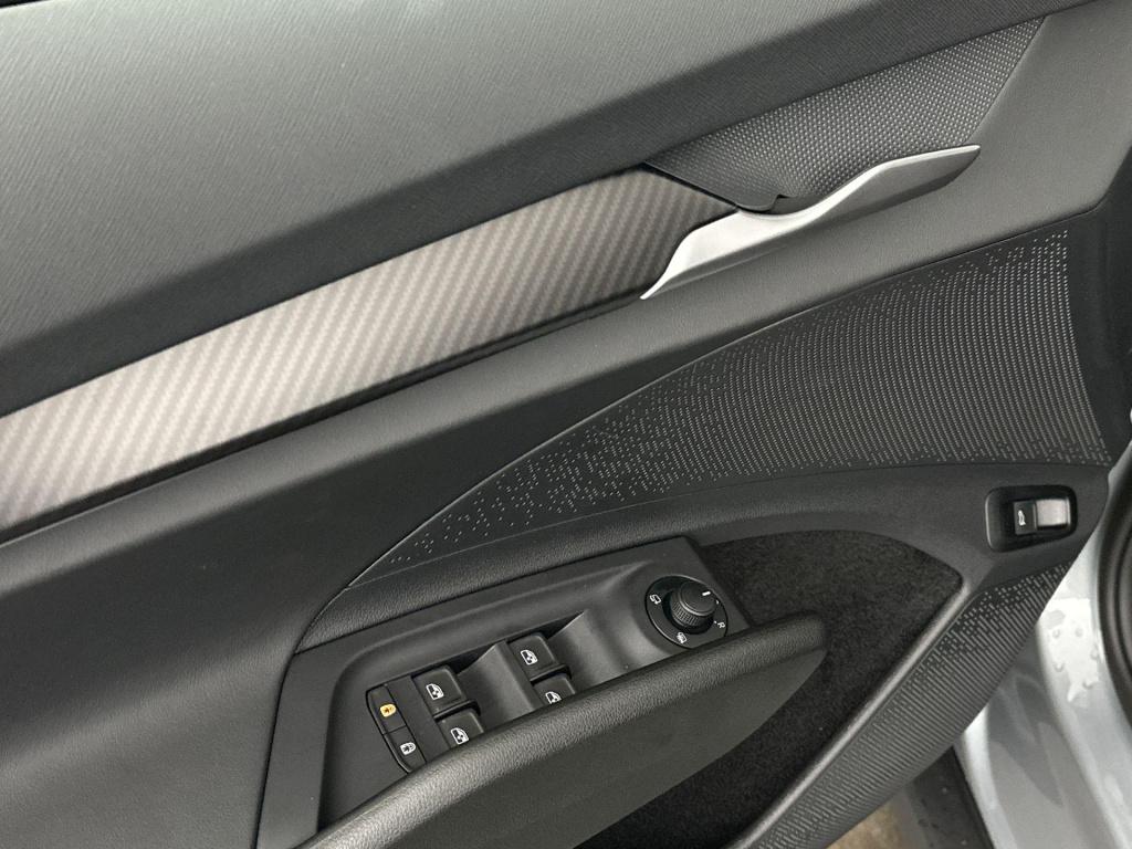Skoda Elroq sportline elektromotor 210 kw / 286 pk suv elektri