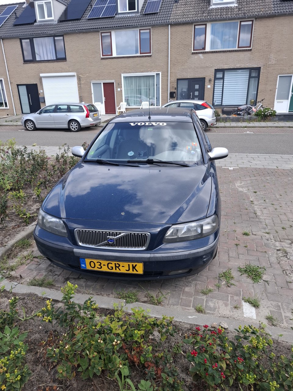 Volvo v70