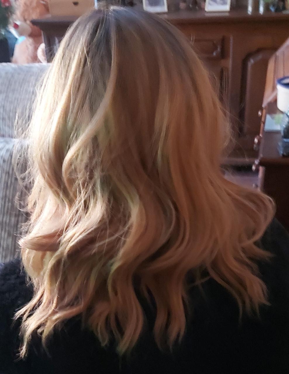 Lange pruiken. NIEUW