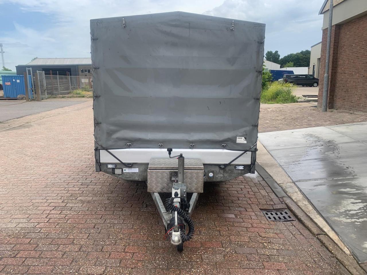 Hapert plateauwagen met huif tandemas 335x180x150cm BJ 2022 met onderhoudsb