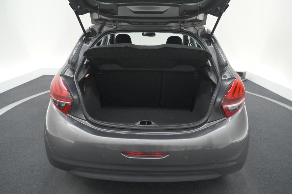 Peugeot 208 puretech 82 blue lease allure | parkeersensoren | climate contr
