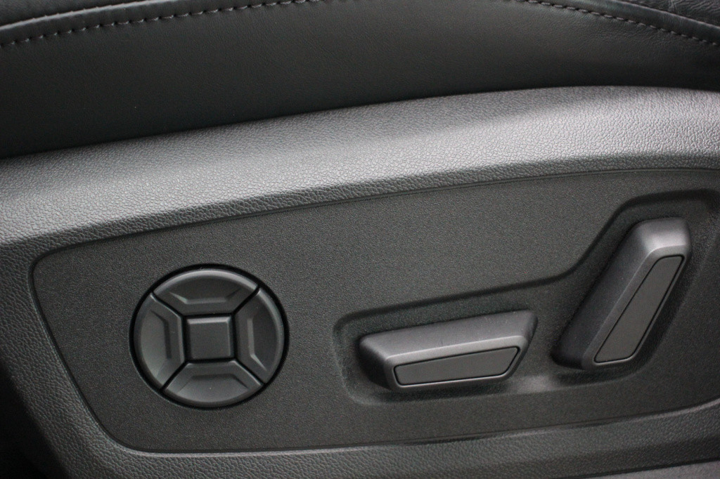 Audi E-tron 50 quattro s edition 71 kwh | s-line | leder | pano. dak | trek