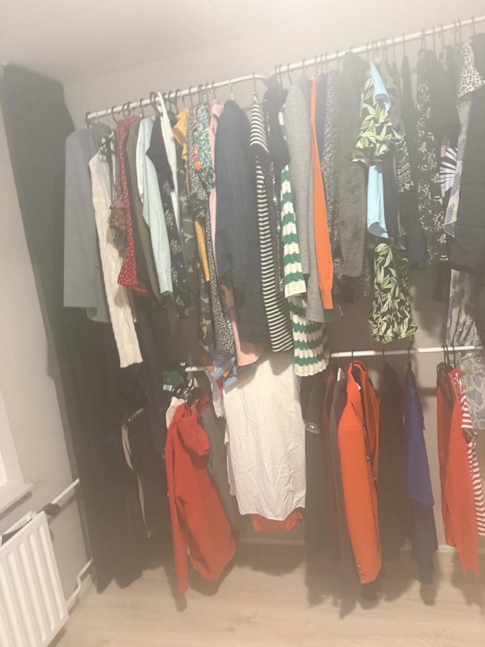 Partij mooie kleding (veel merk)
