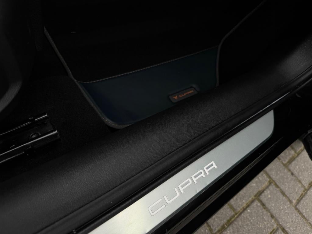 Cupra Formentor 1.5 tsi low hybride * camera * sfeerverlichting * acc
