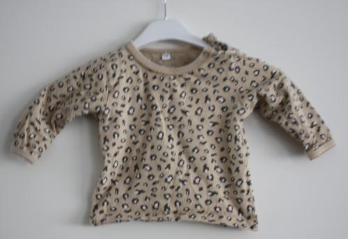 Panterprint truitje maat 74