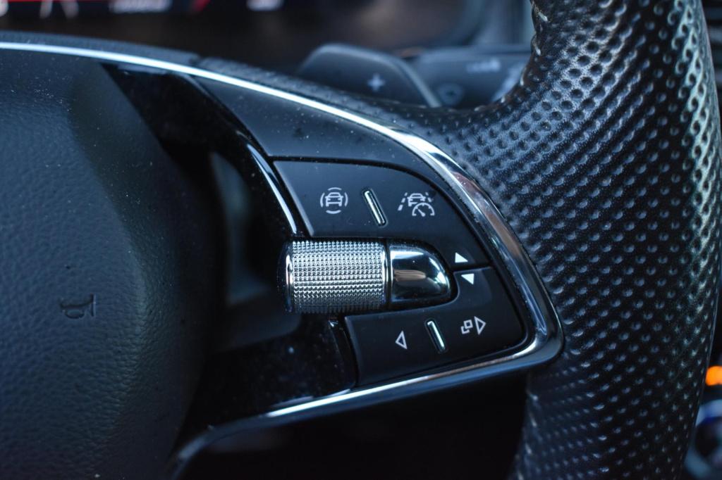 Skoda Kodiaq 1.5 tsi sportline | mj22 | trekhaak | canton | camera | adapti