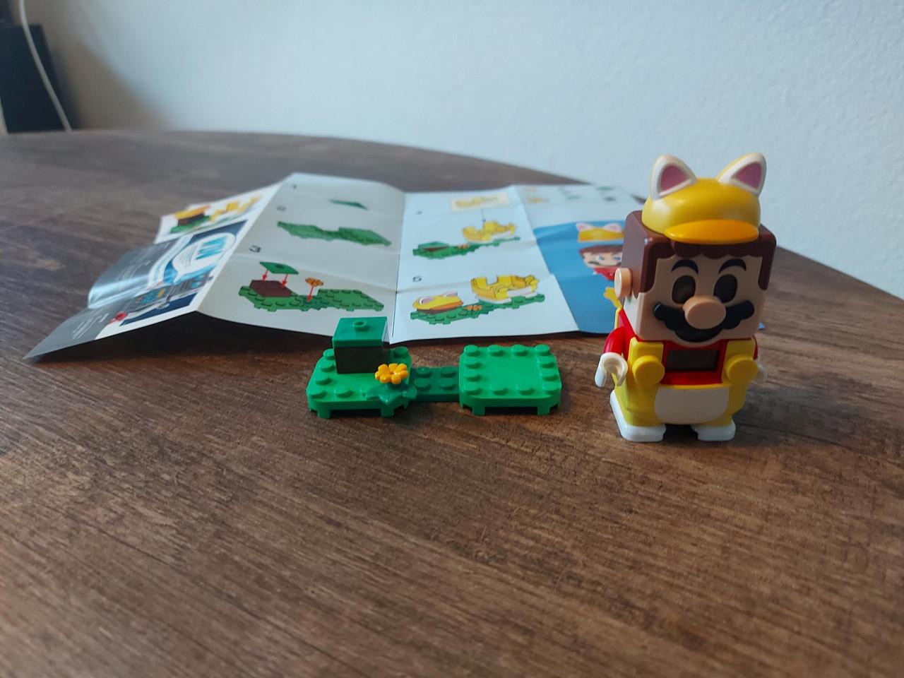 Lego Super Mario 71372 Power-up pak Cat compleet excl. Mario en excl. doos