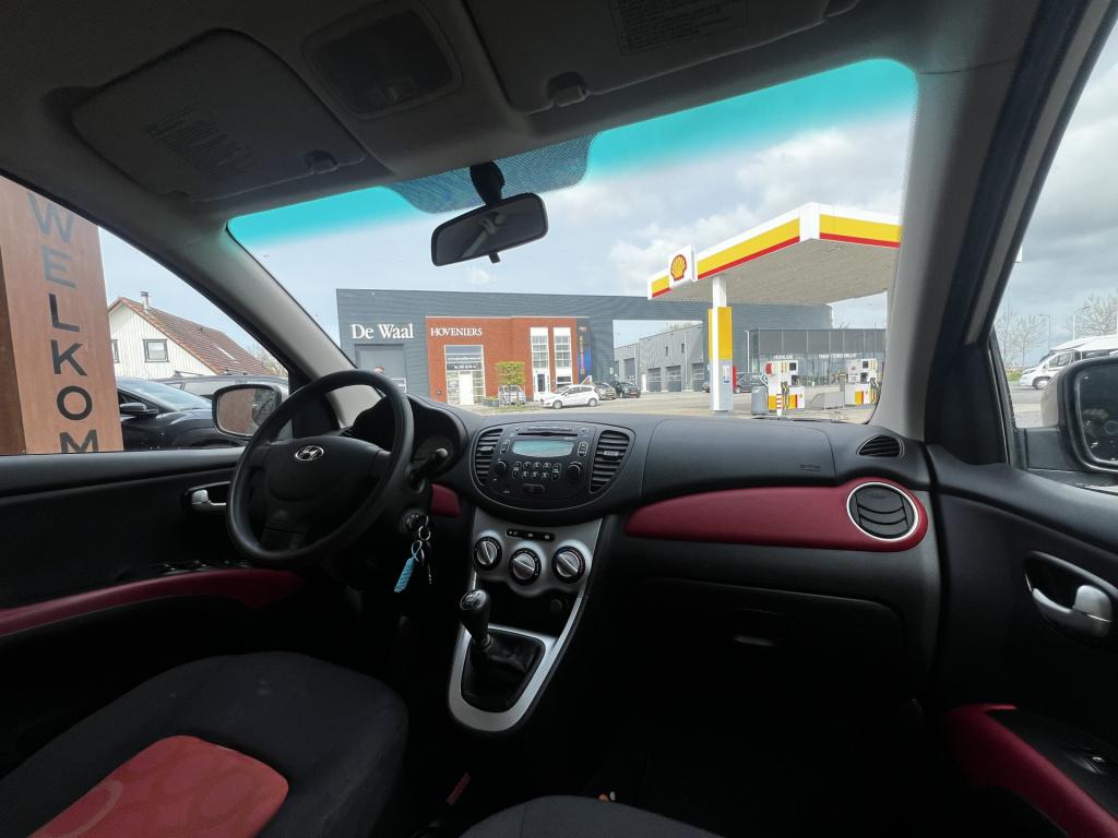 Hyundai I 10 1.25i i-catcher | meeneemprijs met nieuwe apk | radio | airco 