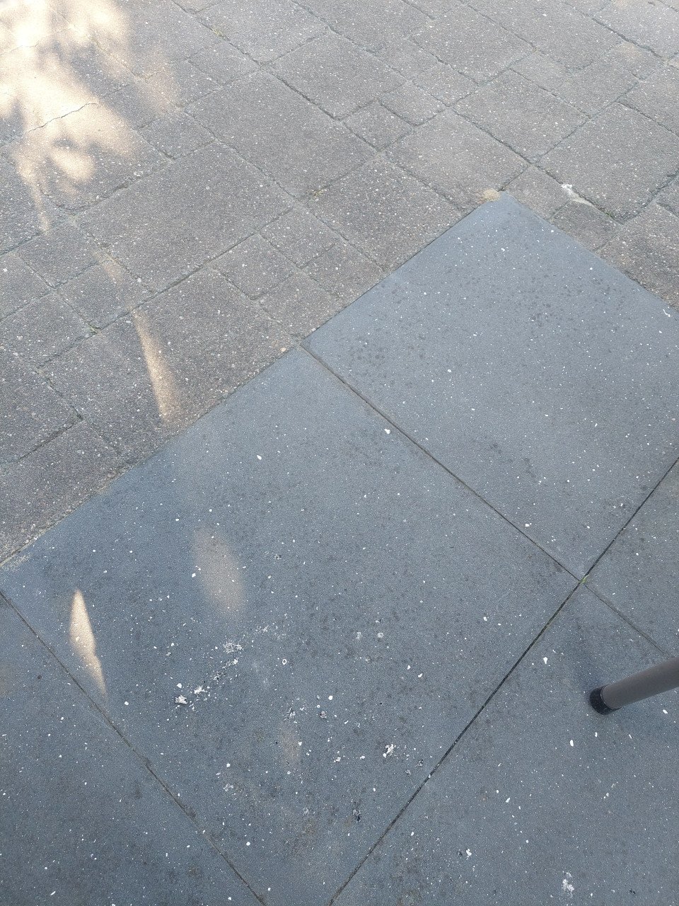 GERESERVEERD Tuin tegels gratis afhalen