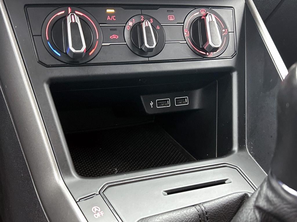 Volkswagen Polo 1.0 tsi comfortline | cruise control | apple carplay | airc