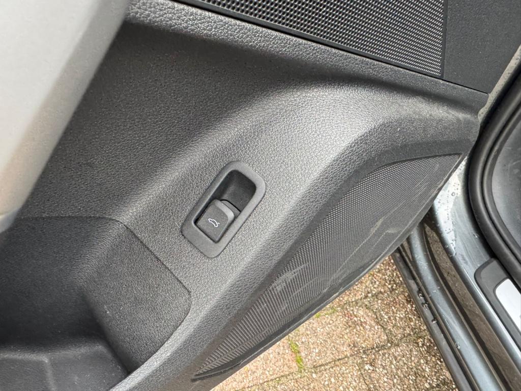 Audi Q2 35 tfsi s edition