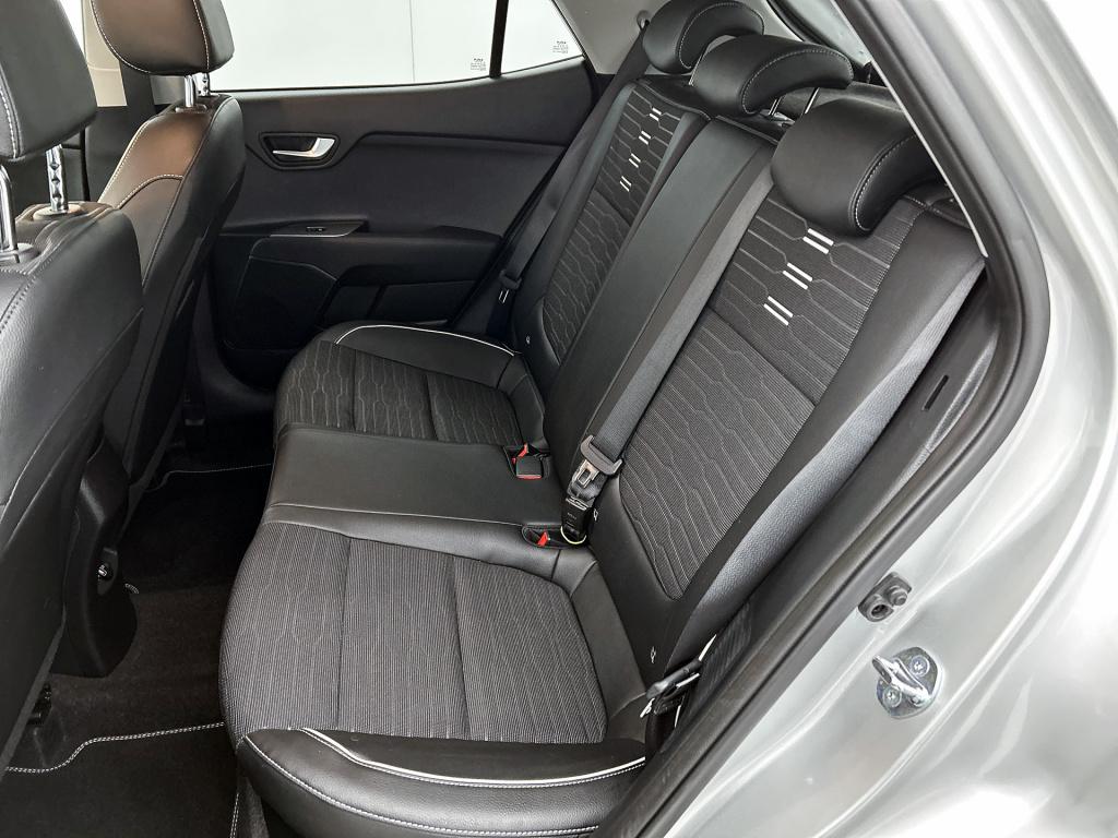 Kia Stonic 1.0 t-gdi mhev gt-line | stoel- en stuurverwarming | achteruitri