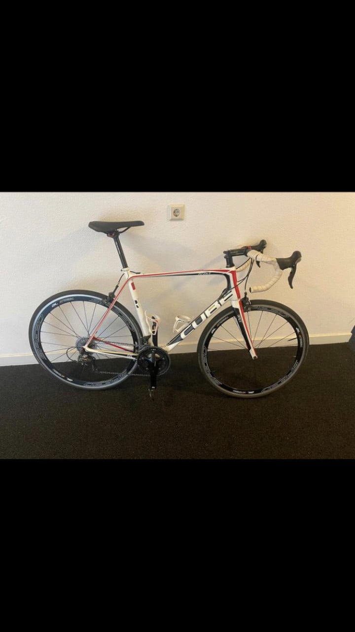 Racefiets Cube GTC Carbon Ultegra.