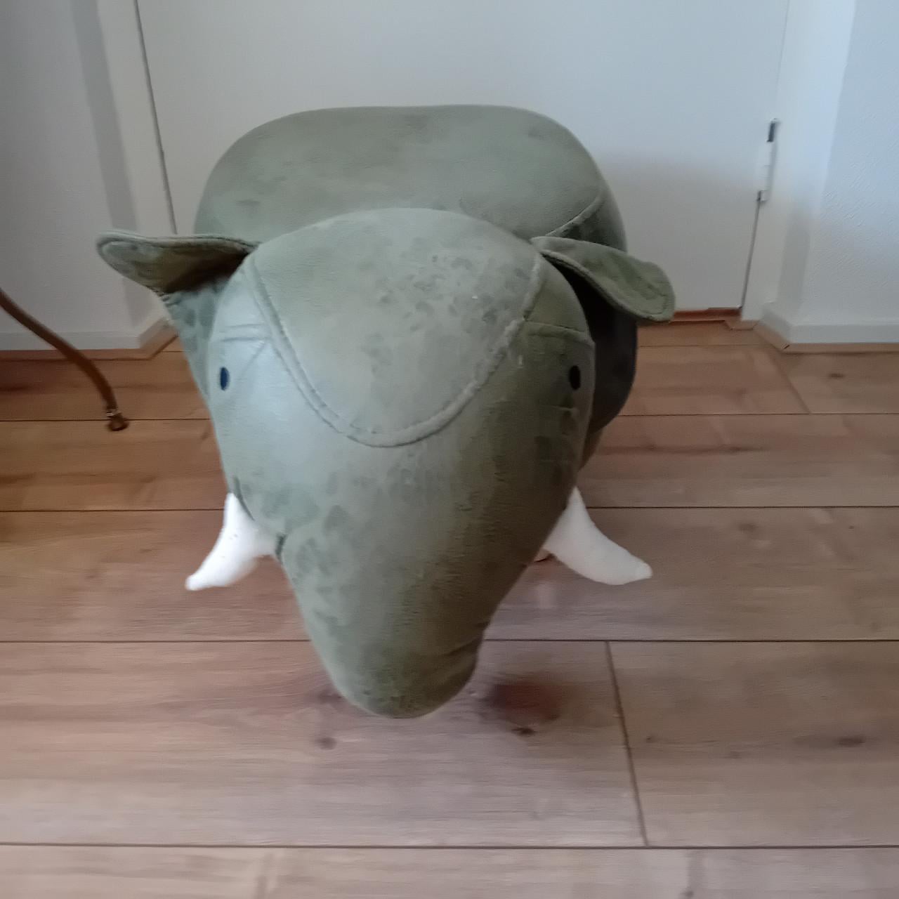 Poef / kruk olifant