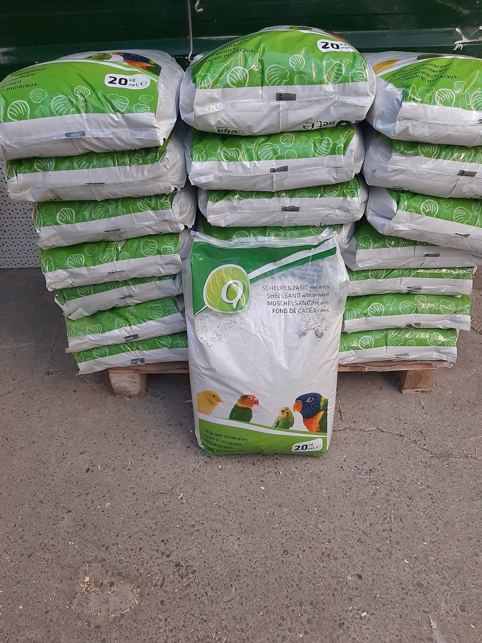 20 % EXTRA korting op vogelvoeders.............