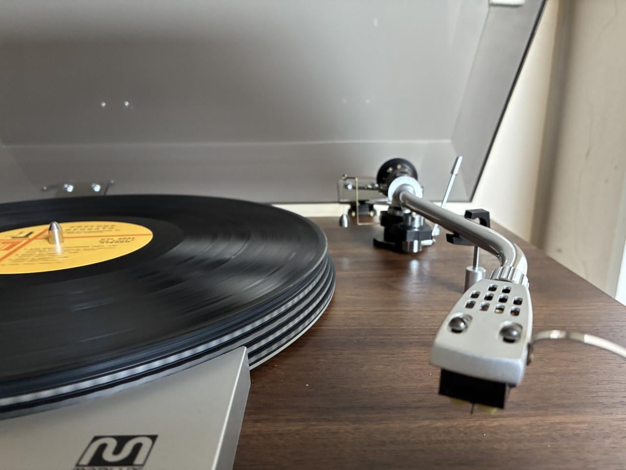 Marlux MX-86 platenspeler.