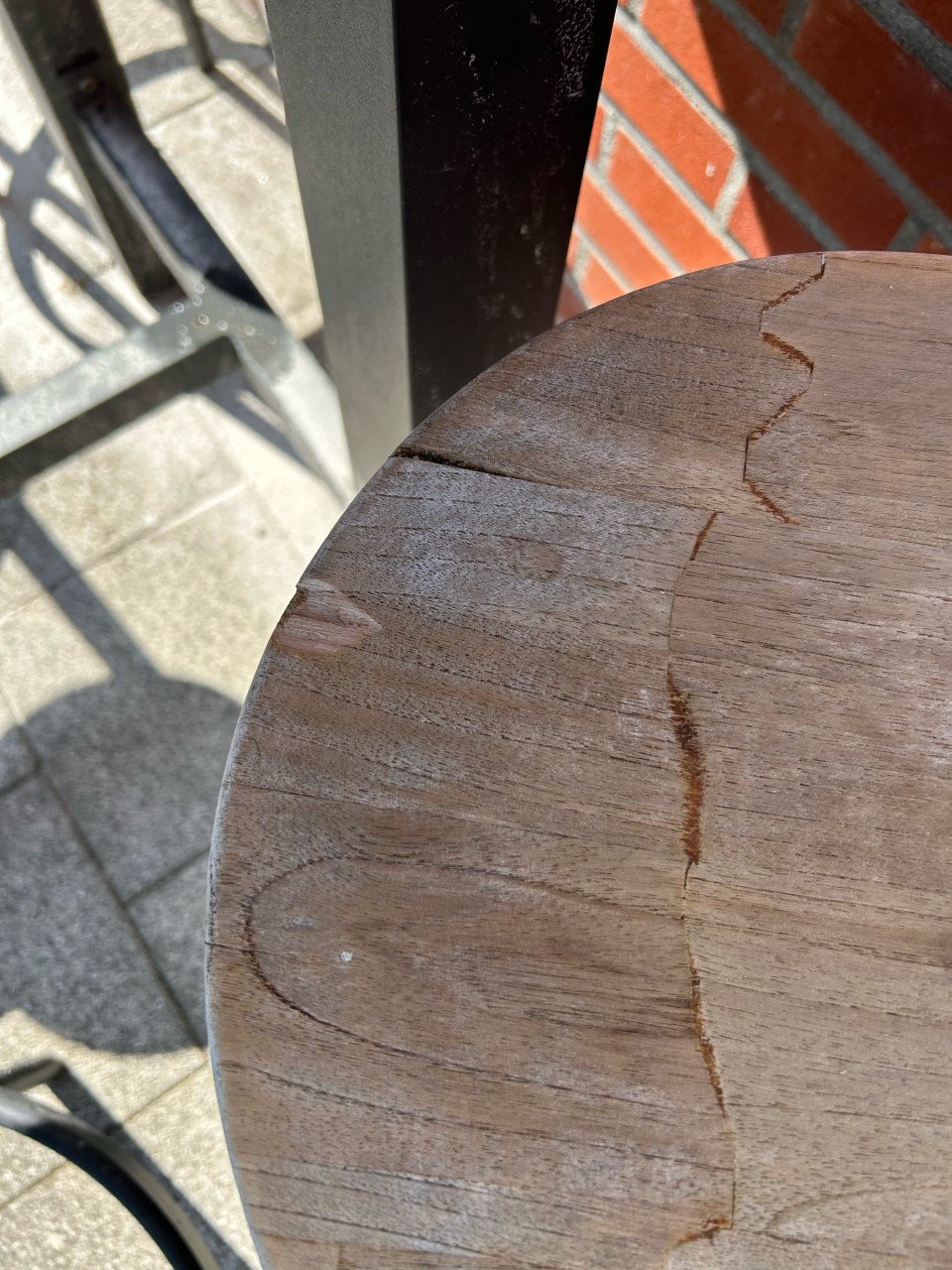Bartafel met krukken