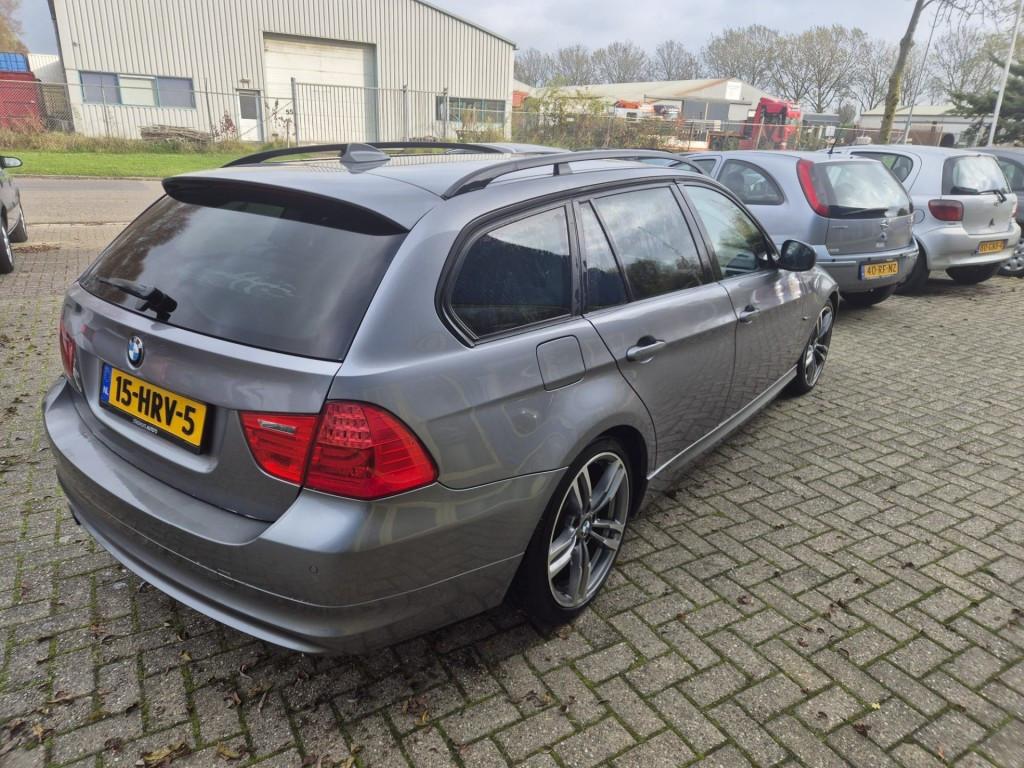 Bmw 3-SERIE 320i Business Line station bj:2009 airco-lm velgen