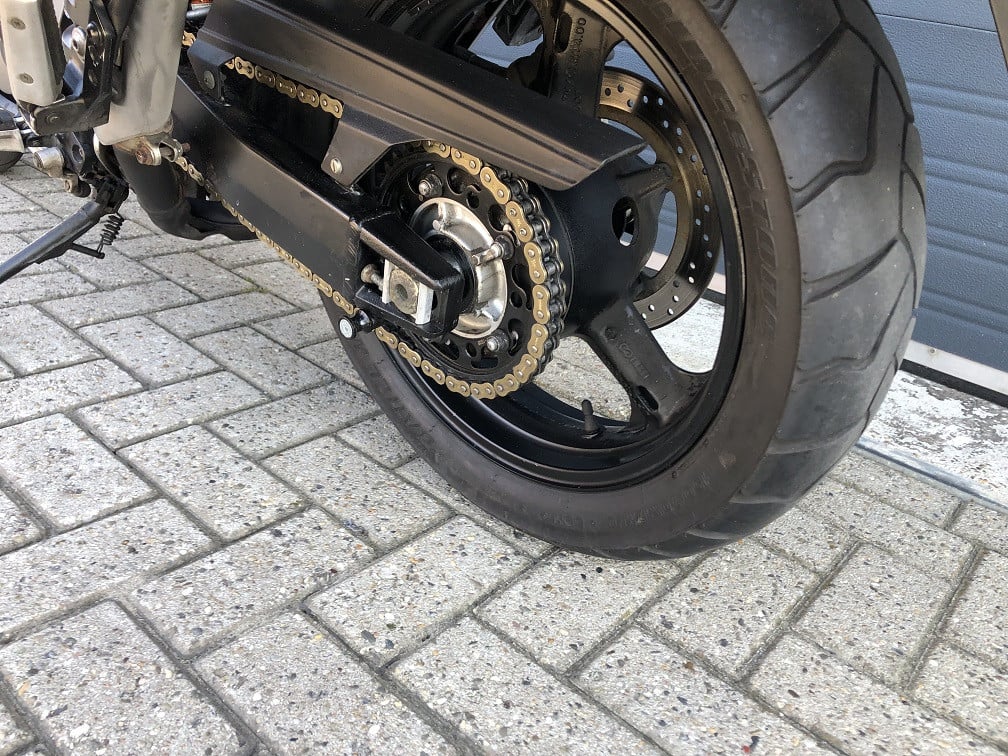 Suzuki DL1000 V-Strom, 11-2005, 31 dkm, 1e eig, kofferset etc etc €4450,-