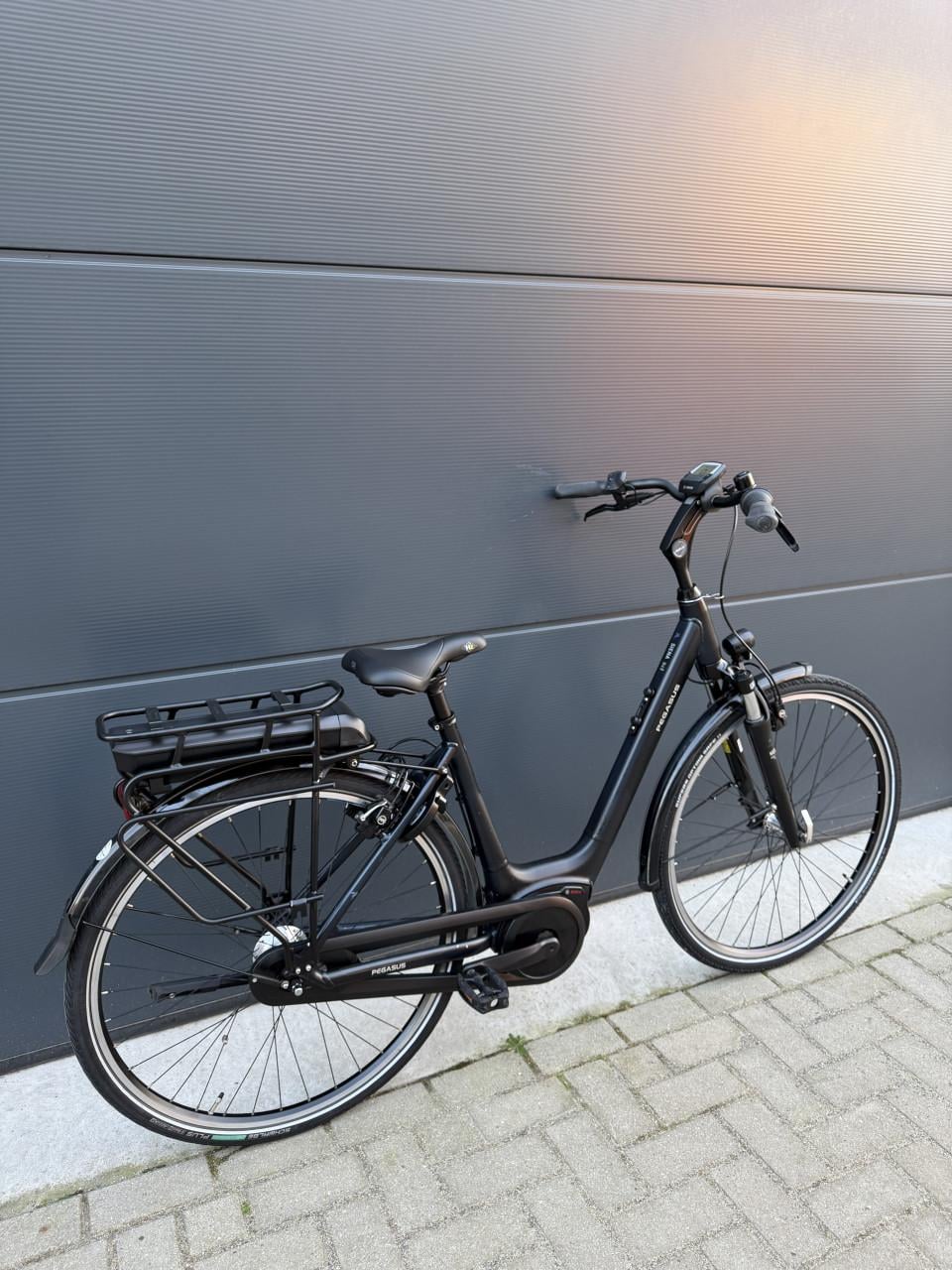 Pegasus Siena E7F middenmotor elektrische fiets 400WH