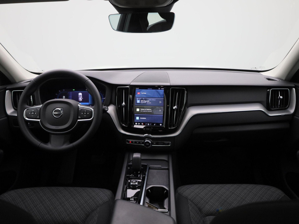 Volvo XC60 2.0 t6 plug-in hybrid awd core bright | long range | navigatie |