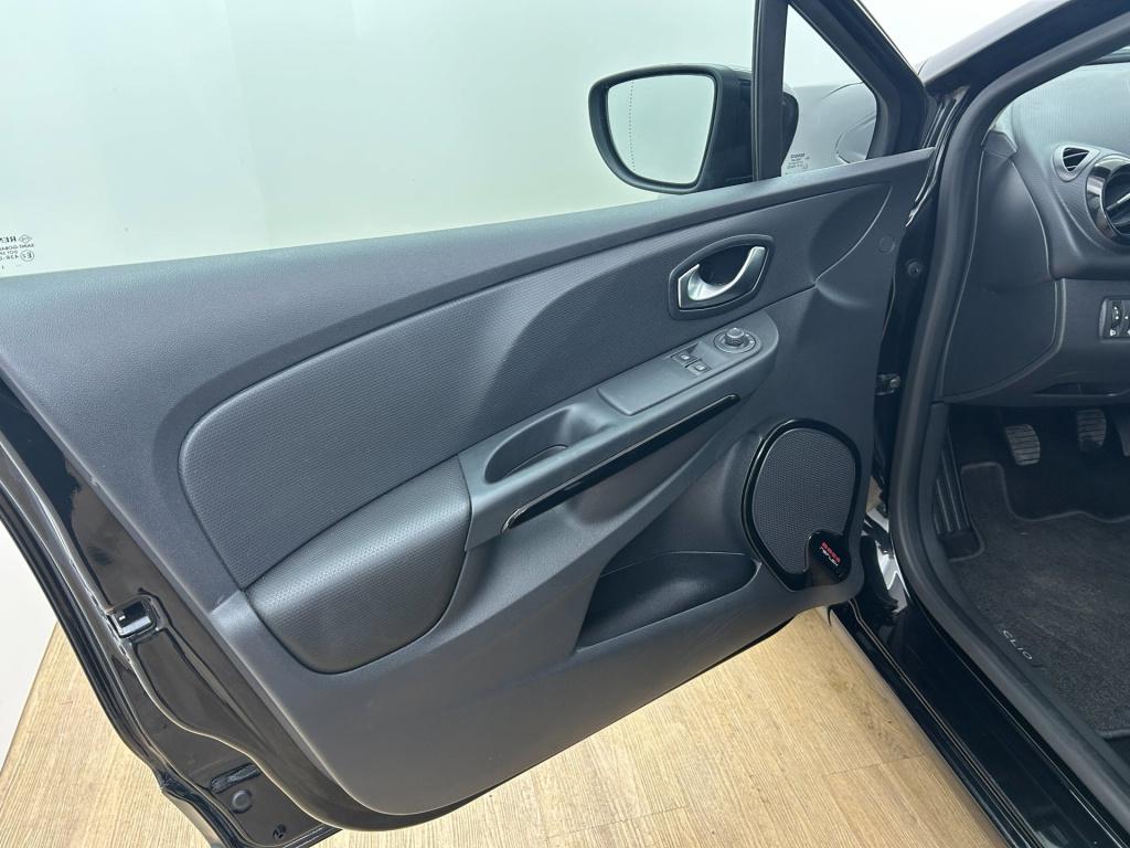 Renault Clio occasion 0.9 tce eco2 expression | zwart | tweedehands renault