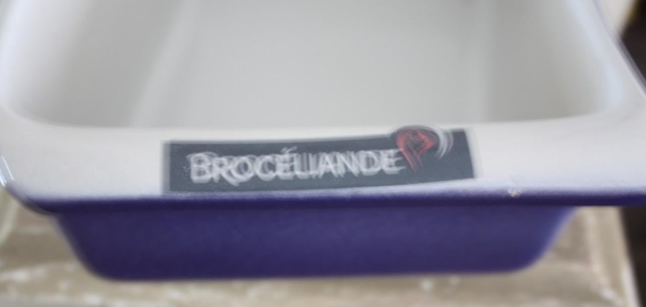 Blauw met grijze binnen kant