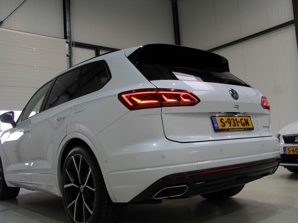 Volkswagen Touareg r 3.0 tsi ehybrid 462pk | full option