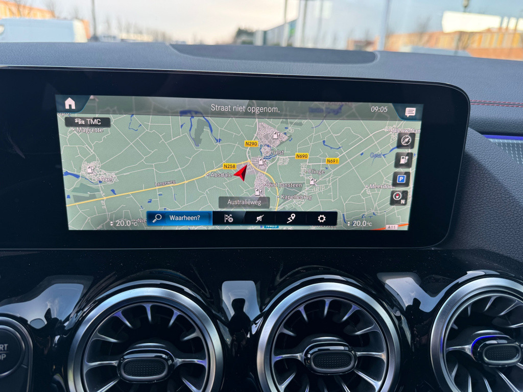Mercedes-Benz Eqa 250 amg line 67 kwh automaat , night-pakket