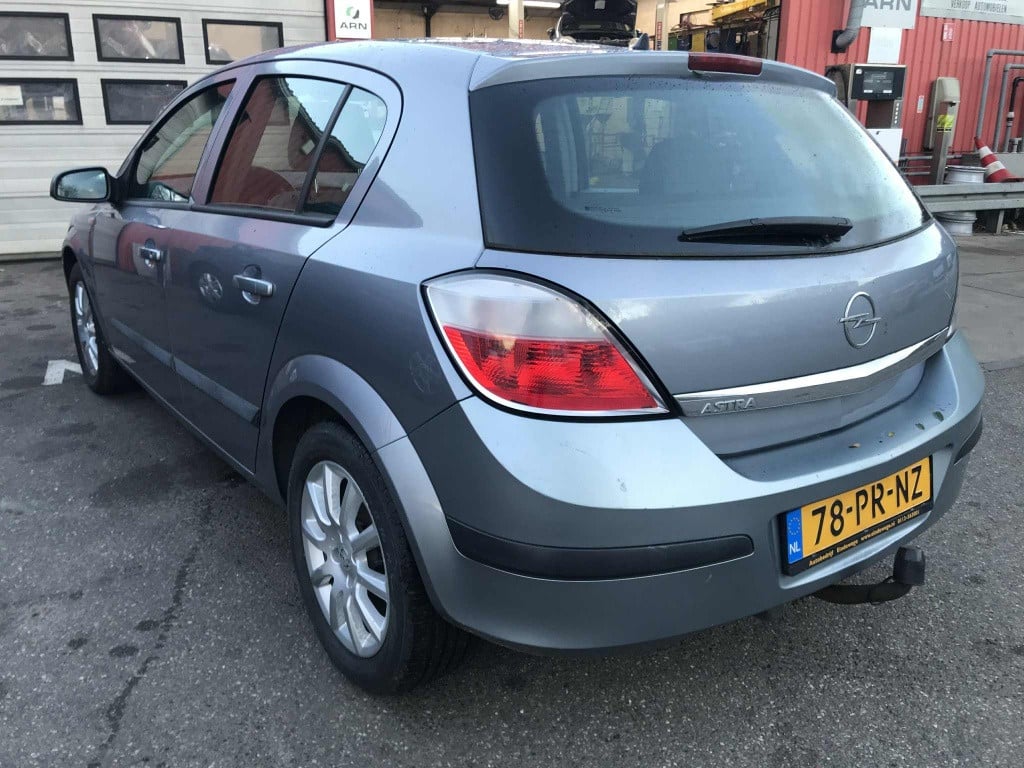 Opel Astra 1.4 enjoy