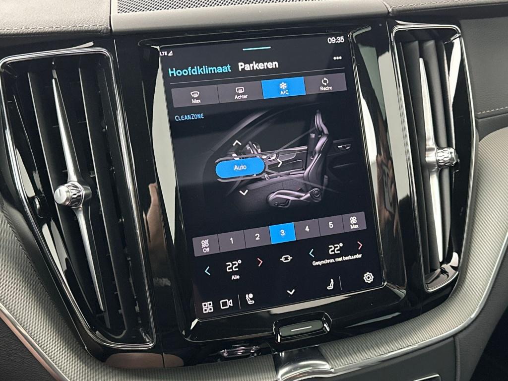 Volvo XC60 t6 398pk recharge ultra black edition| pano| 360camera| trekhaak