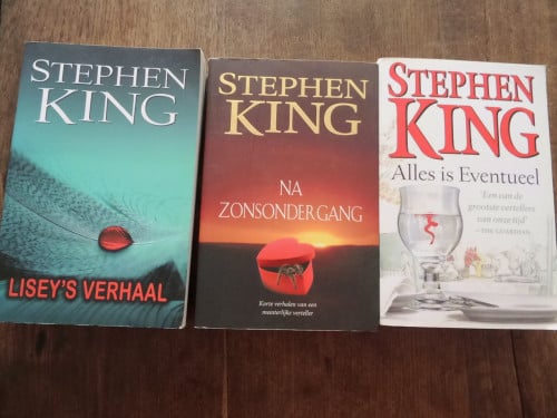 3 Boeken van Stephen King.