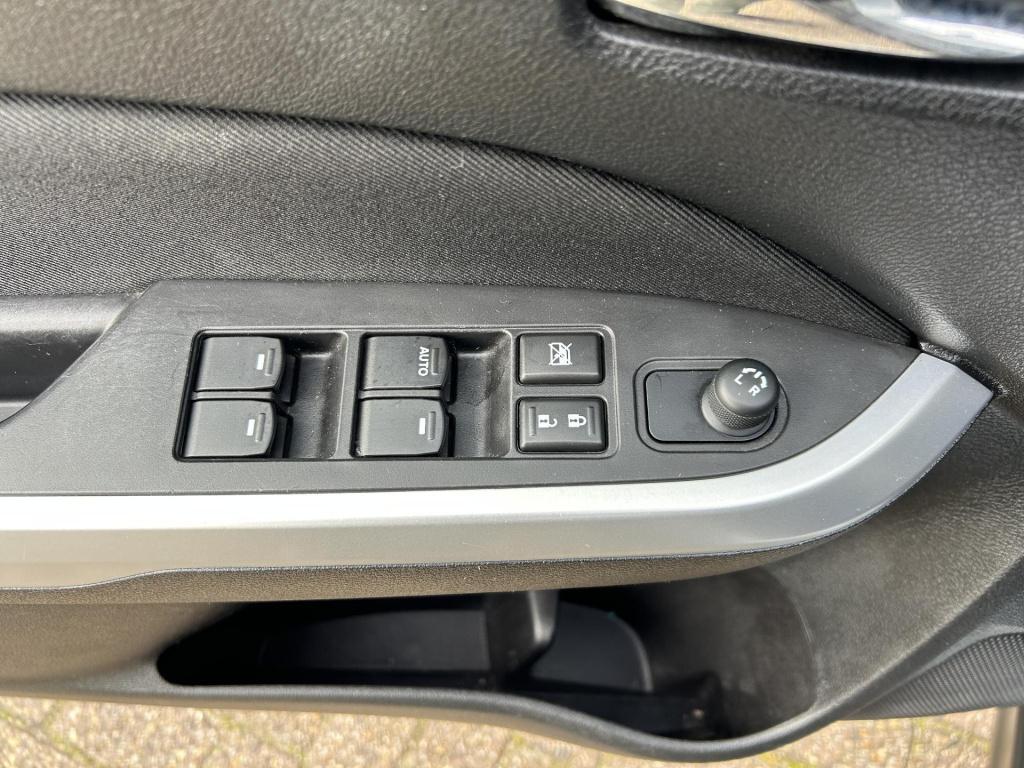 Suzuki Vitara 1.6 rhino all seizoenbanden|trekhaak