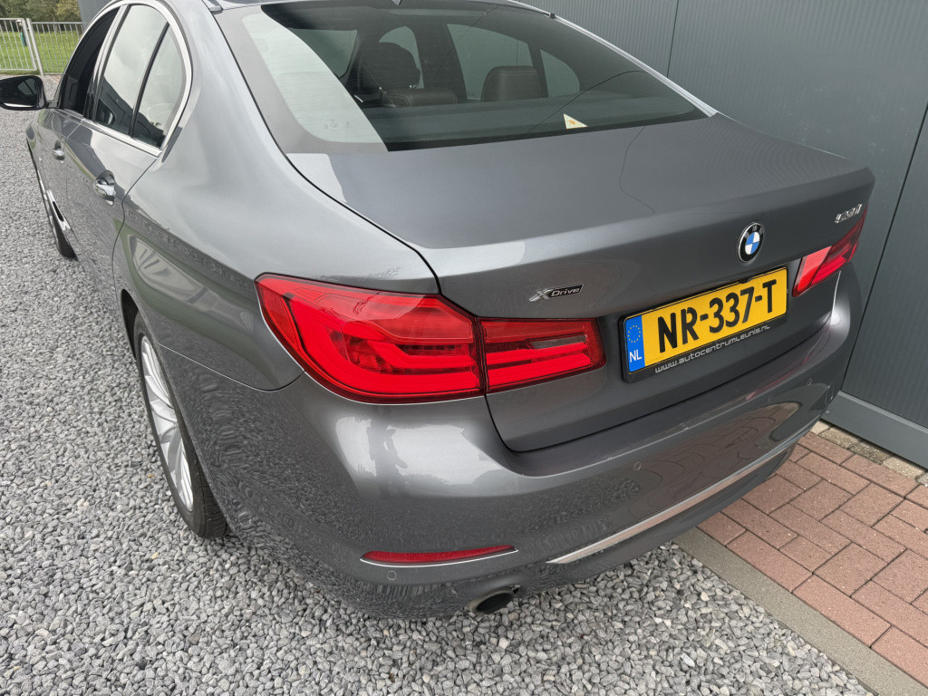 BMW 5 Serie 530i xdrive automaat high executive sedan
