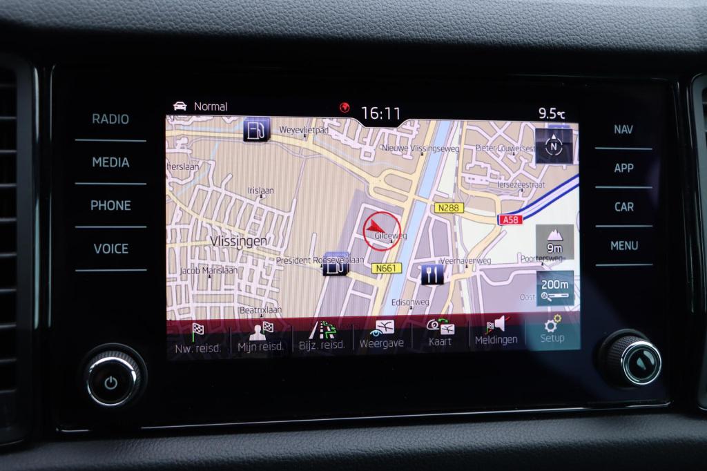 Skoda Kodiaq 1.5 tsi sportline business 150pk dsg7 | trekhaak | pano | memo