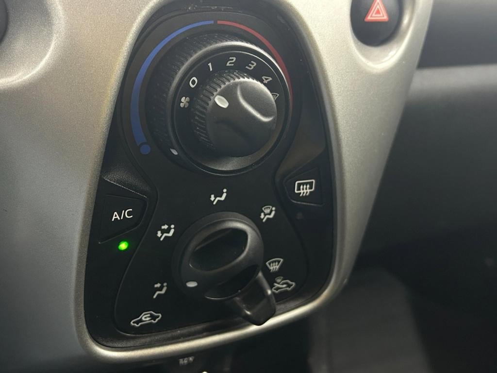 Citroen C1 occasion 1.0 e-vti airscape shine | grijs | tweedehands citroen 