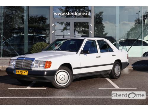 Mercedes-Benz 200 200-500 (w124) 260 e l 6 cilinder l nederlandse auto l bo