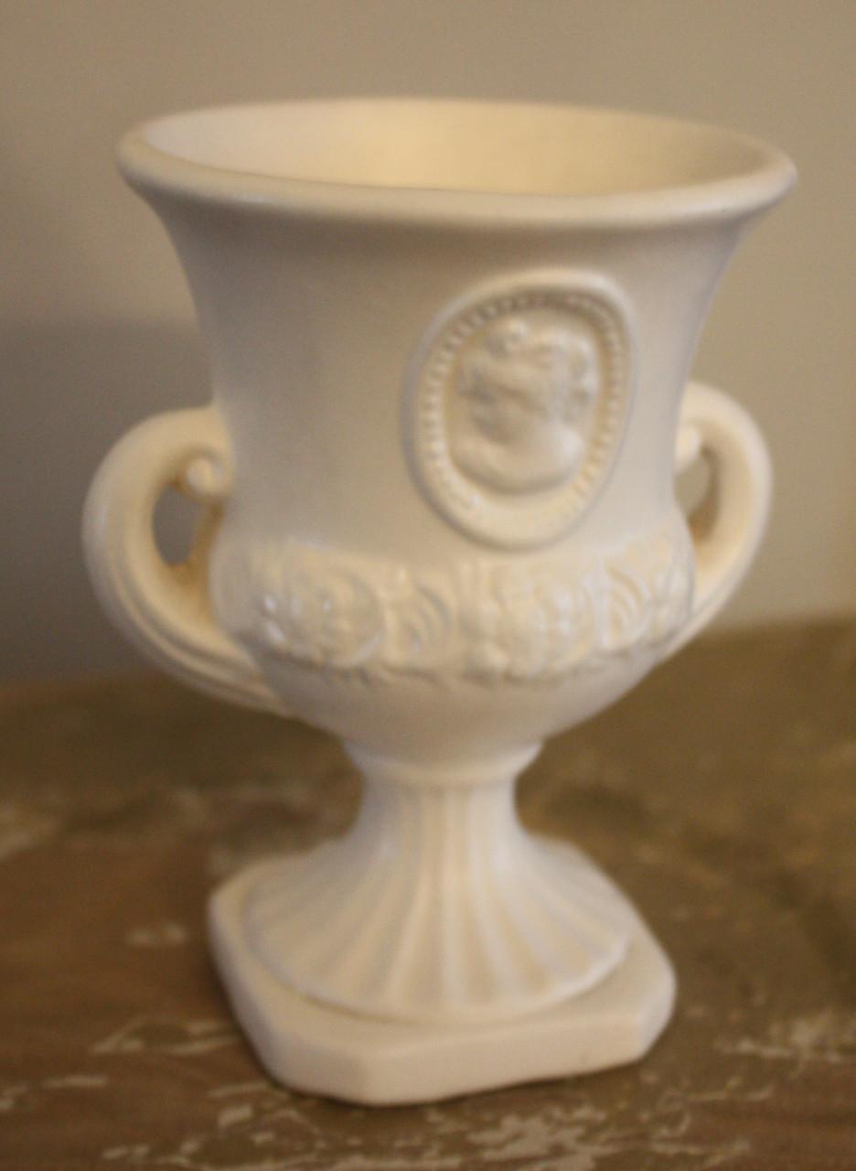 Set van 3 de zelfde vaasjes met camee afbeelding