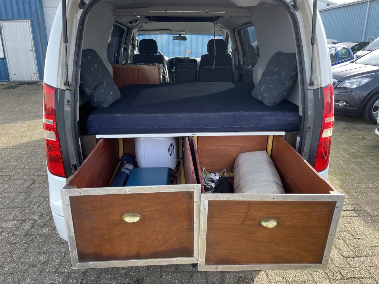 Hyundai h300 2.5 crdi camperbus