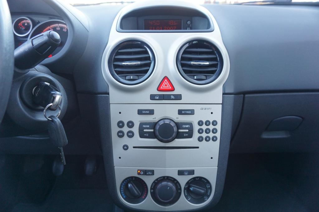 Opel Corsa 1.4-16v enjoy airco / cruise / elektr. ramen / lm velgen /  nap