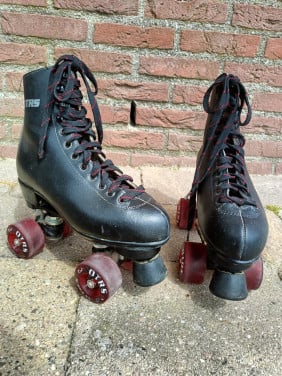 Rolschaatsen maat 38