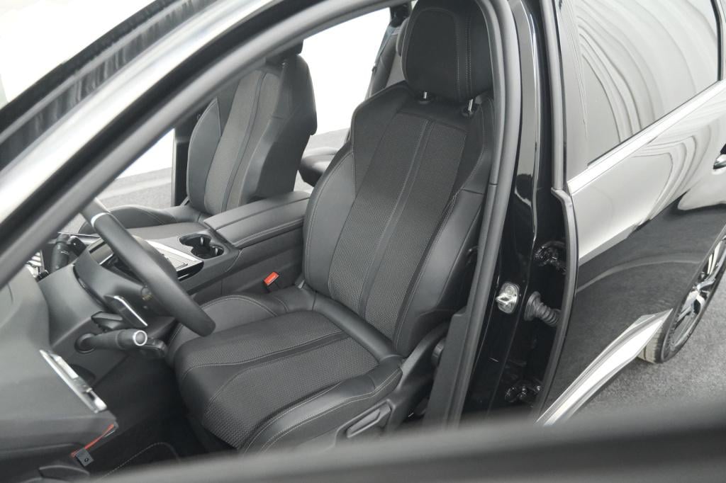 Peugeot 5008 hybrid 136 e-dcs6 gt | camera | dodehoekdetectie | navigatie |