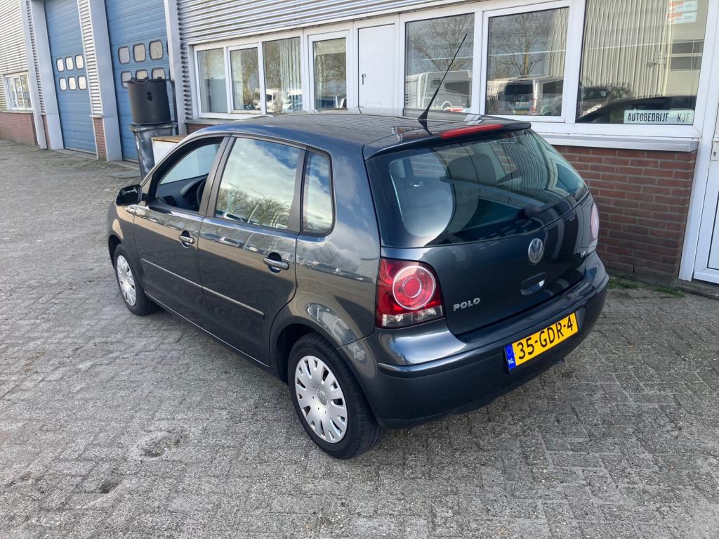 Volkswagen Polo 1.4-16v optive airco