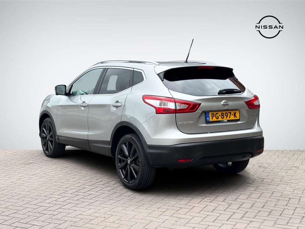 Nissan Qashqai 1.2 tekna automaat + lage km-stand! | panoramadak | navigati